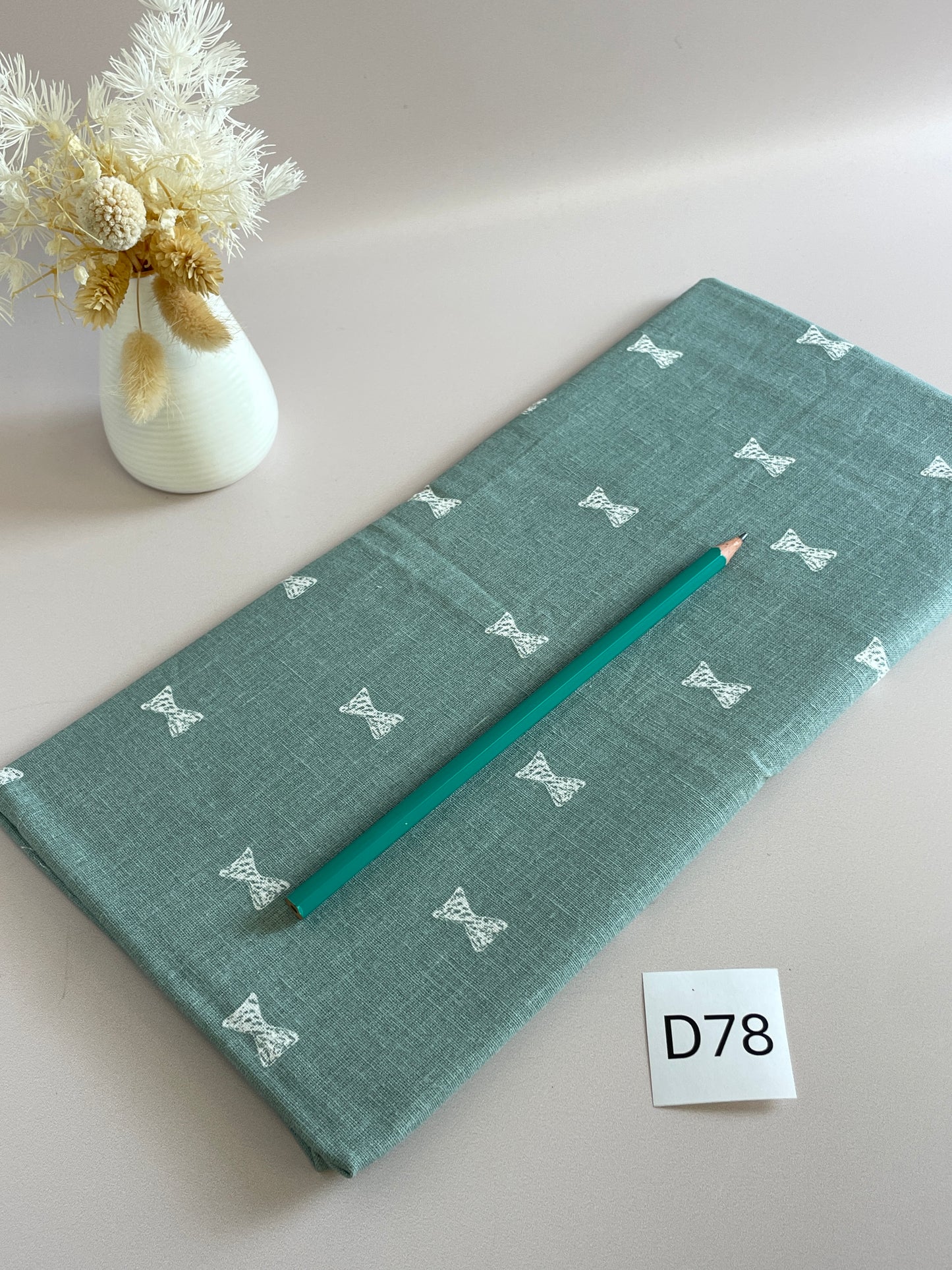 Motifs divers (graphiques, fleurs…)