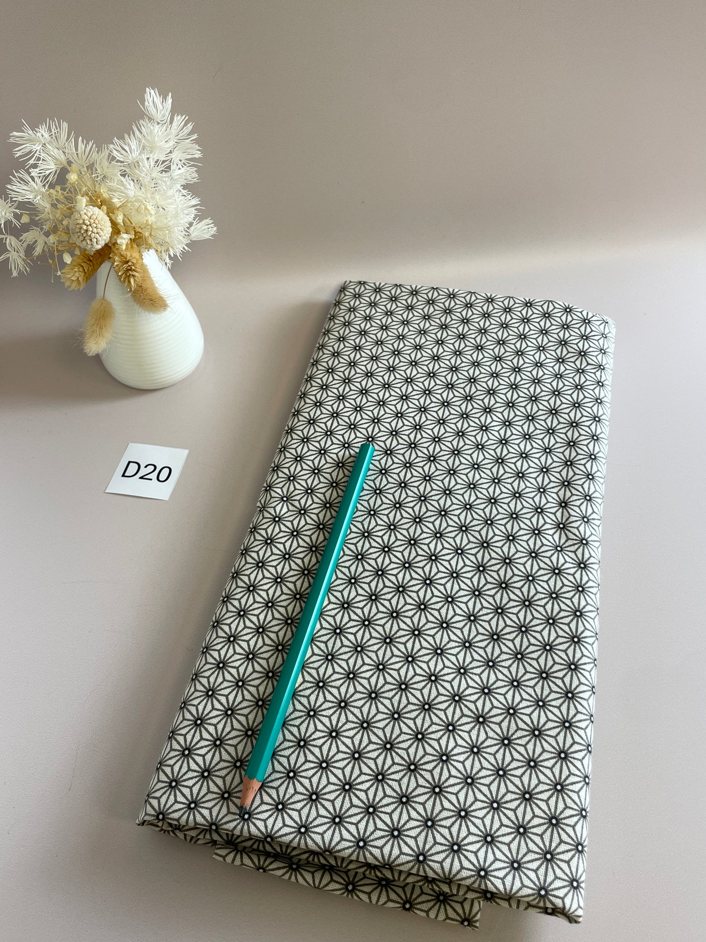 Motifs divers (graphiques, fleurs…)
