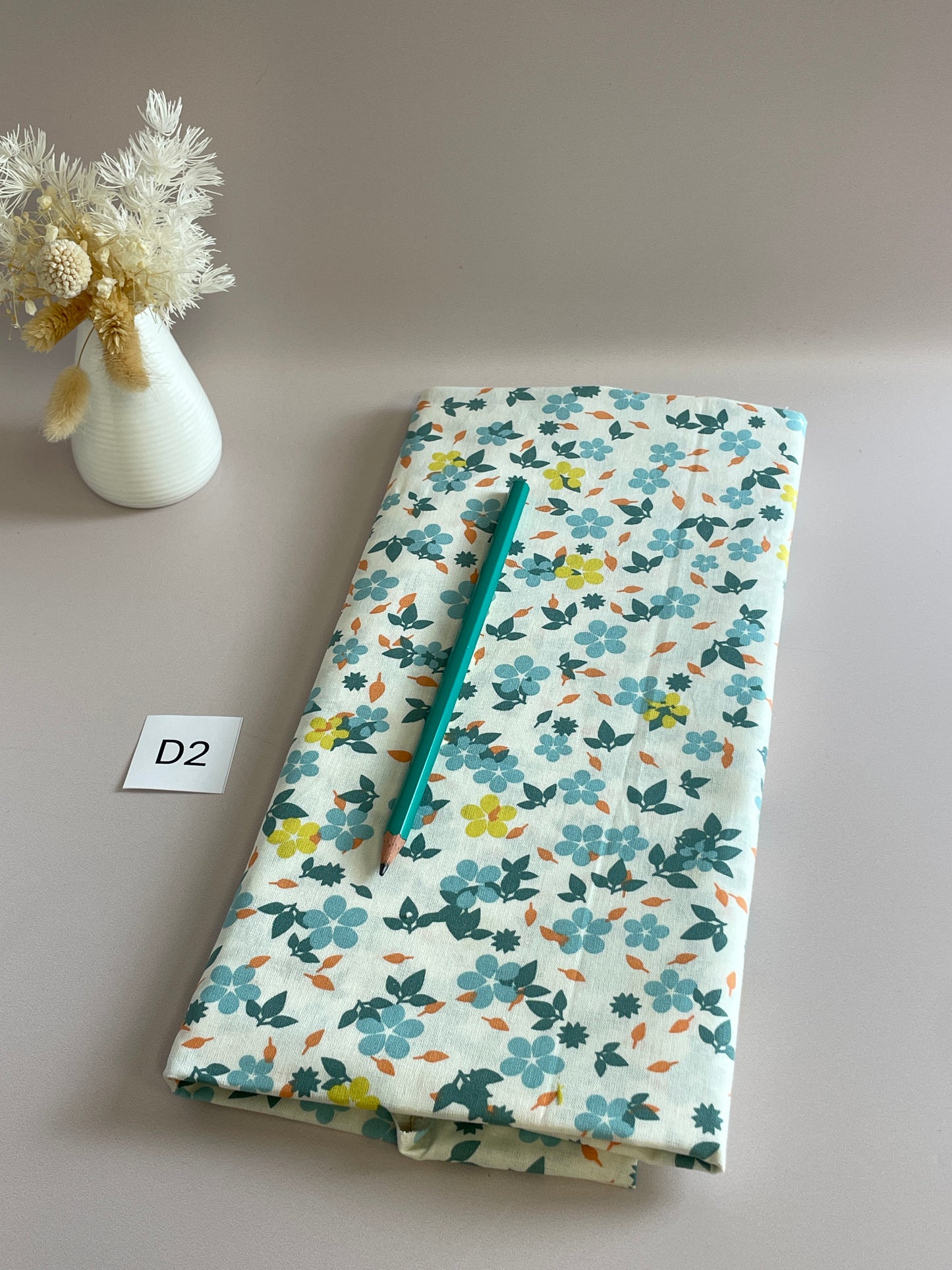 Motifs divers (graphiques, fleurs…)