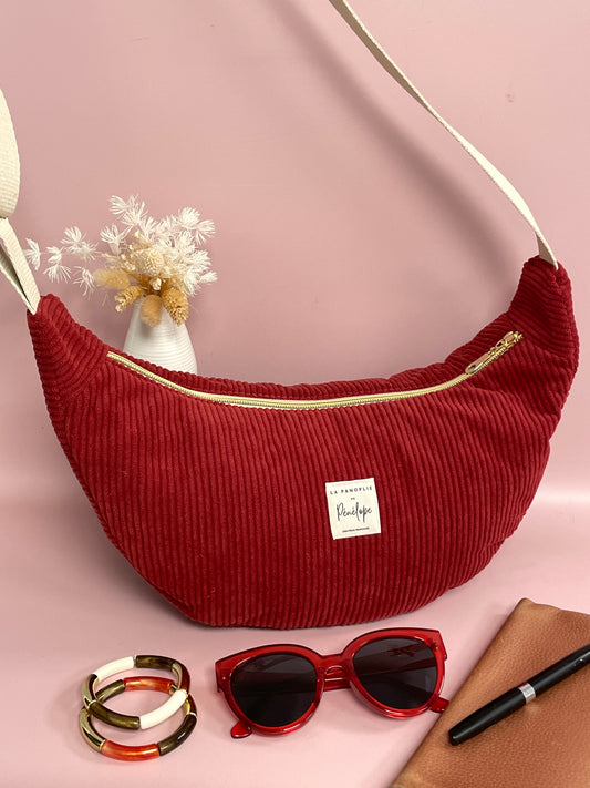 Sac demi lune en velours rouge brique