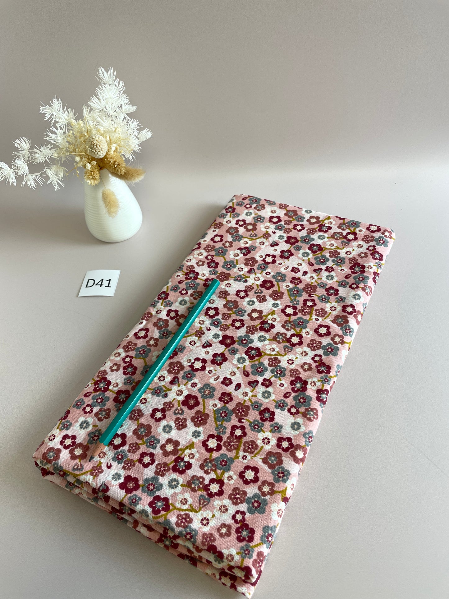 Motifs divers (graphiques, fleurs…)
