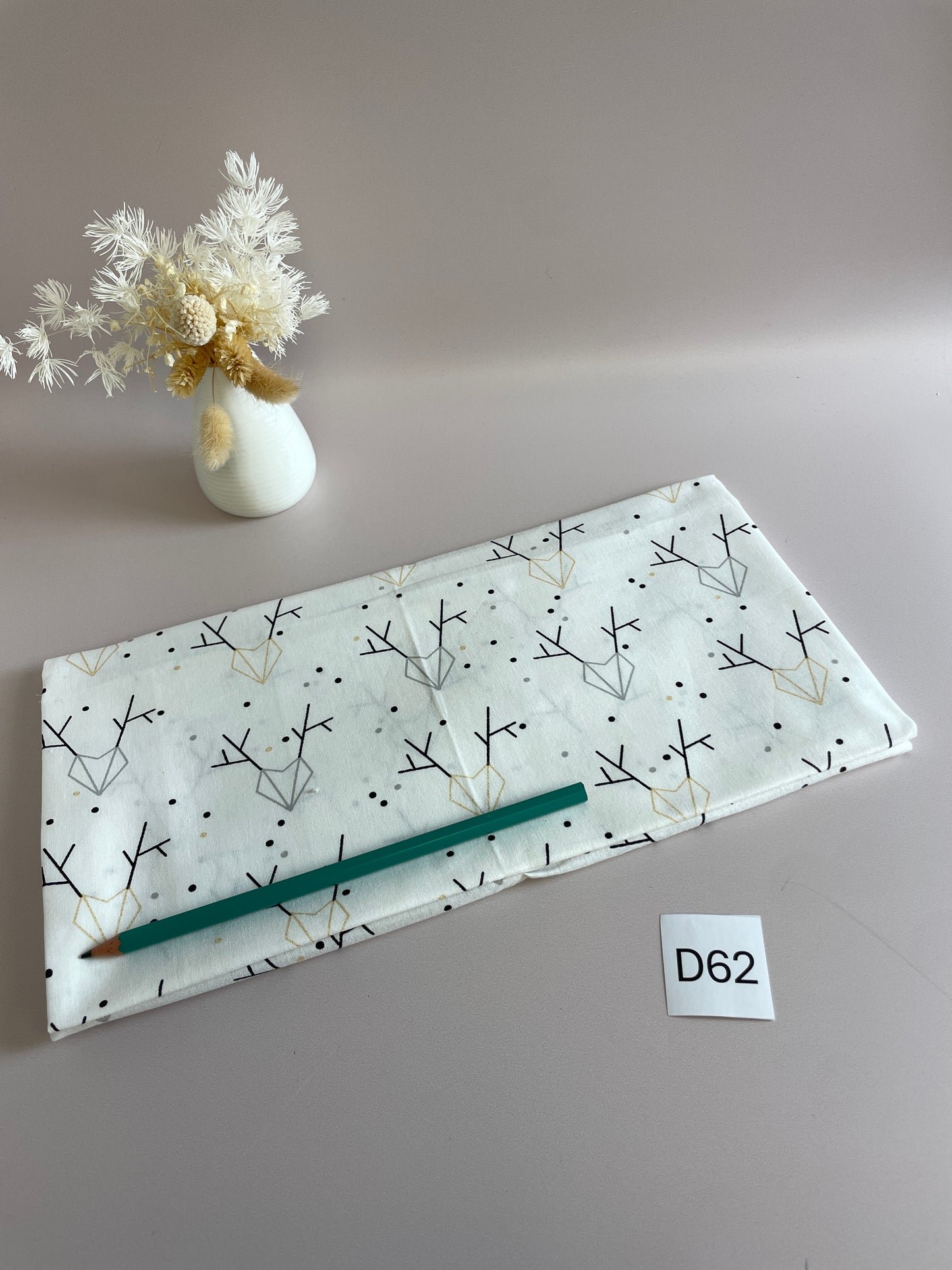 Motifs divers (graphiques, fleurs…)
