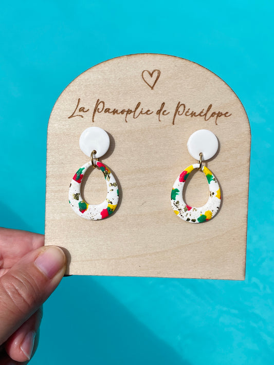 Boucles d’oreilles Amalia fuchsia, vertes ou blanches
