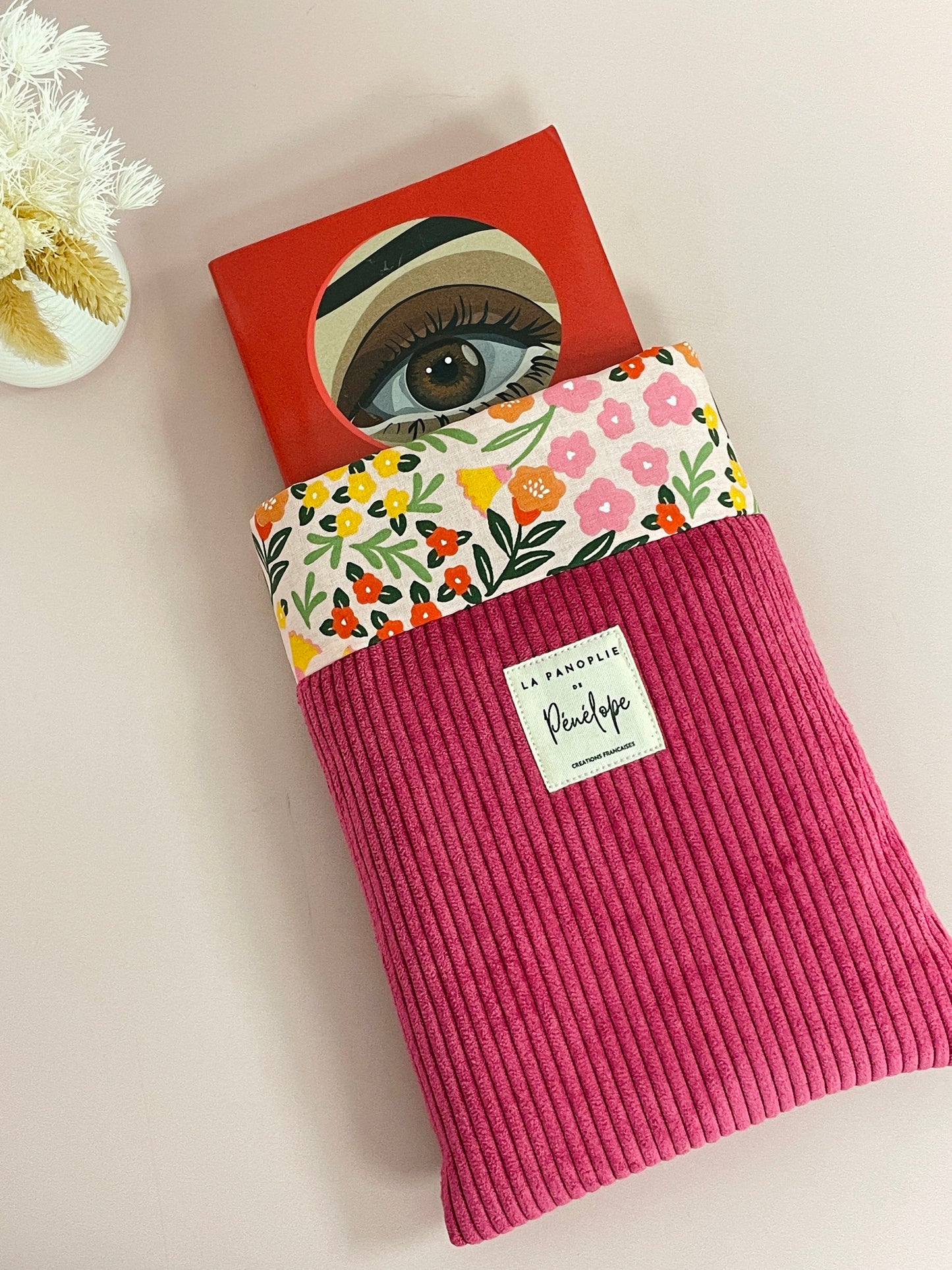 Pochette à livre molletonnée en velours rose