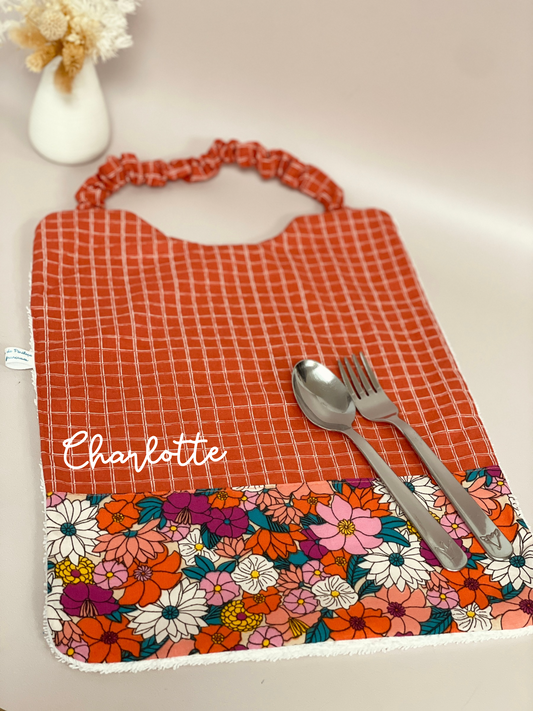 Serviette maternelle Fleurs