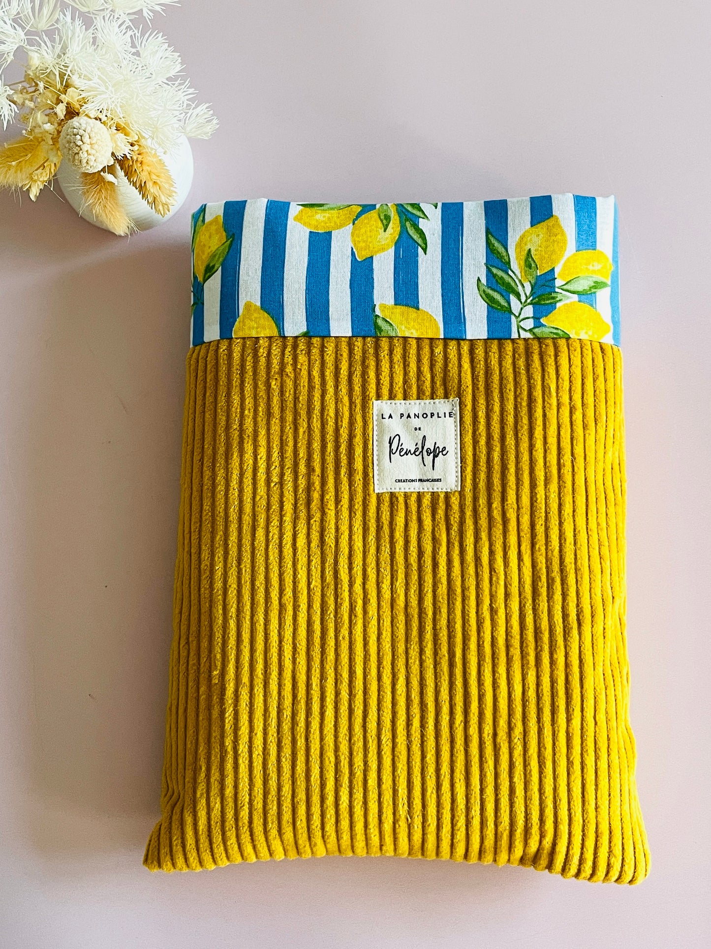 Pochette à livre molletonnée en velours jaune