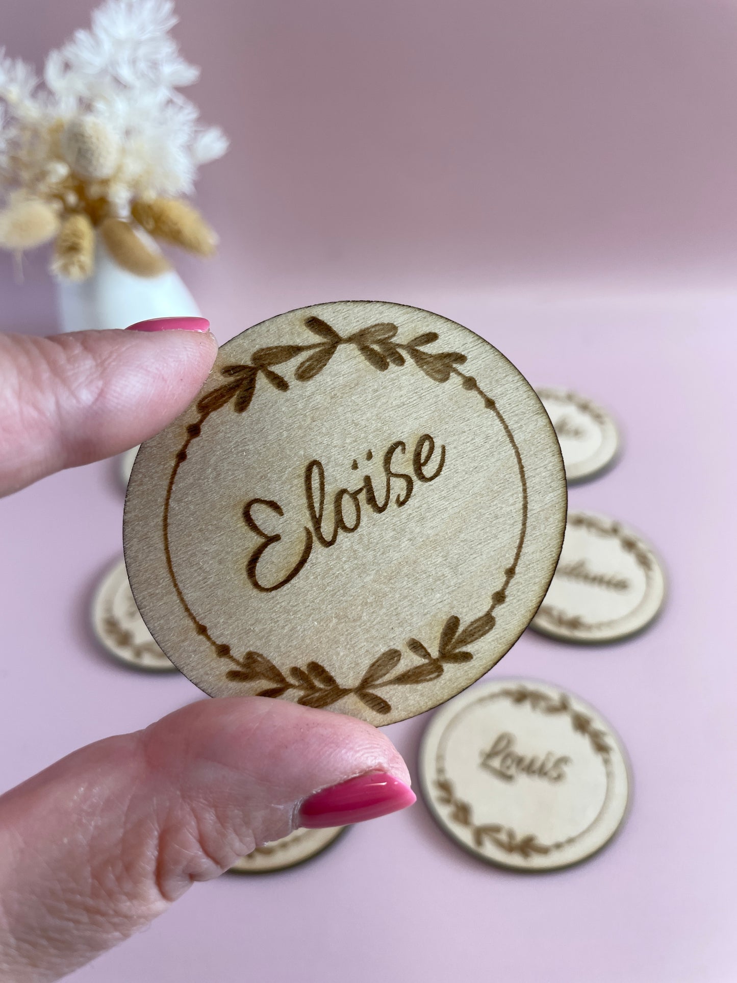 Marque-place personnalisé en bois gravé