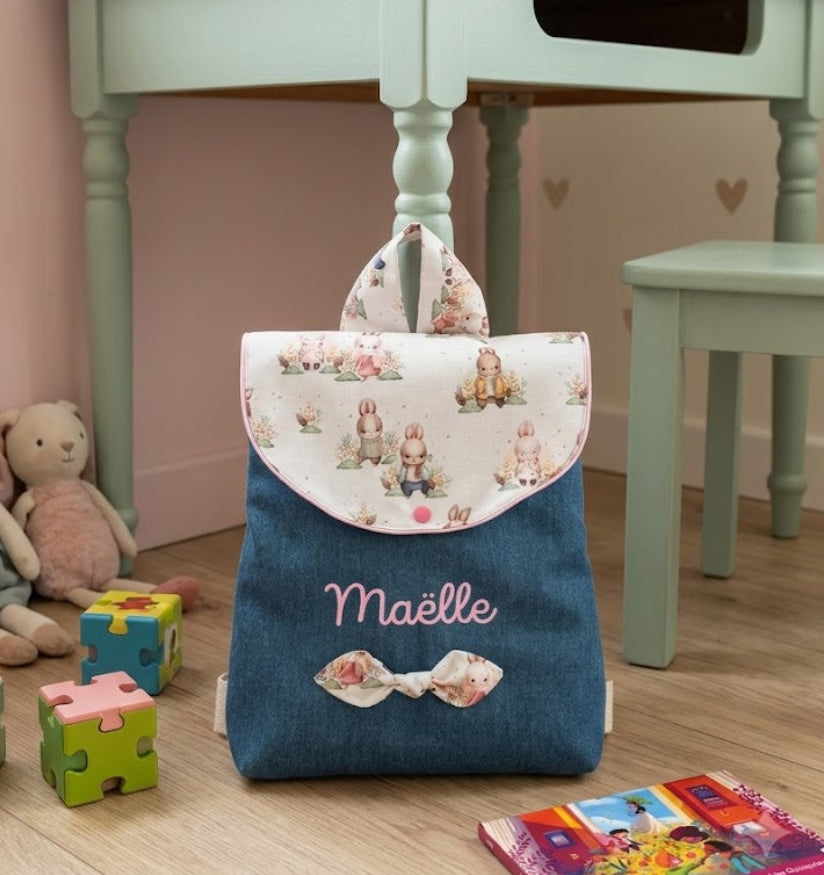 Sac à Dos Maternelle Personnalisé – Jean, Motif Lapin