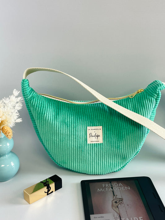 Sac demi lune vert menthe (petit modèle)