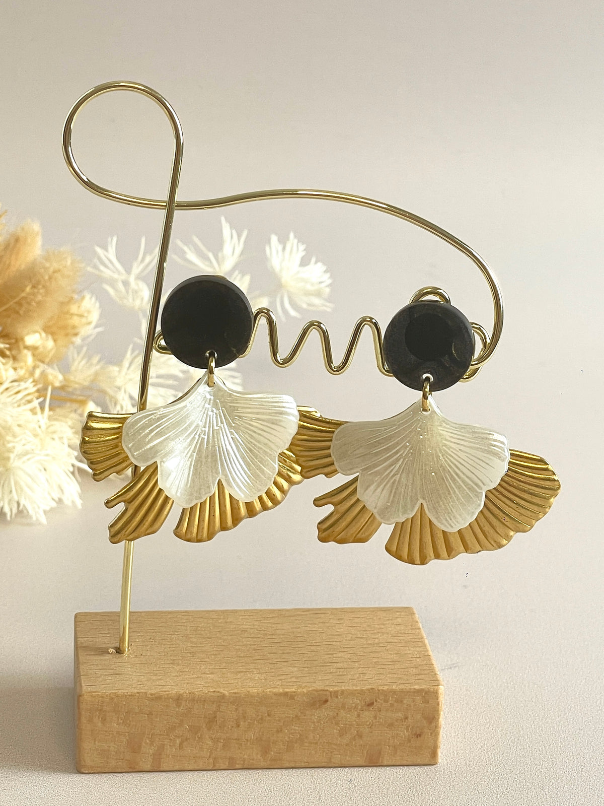 Boucles d’oreilles Théa asymétriques