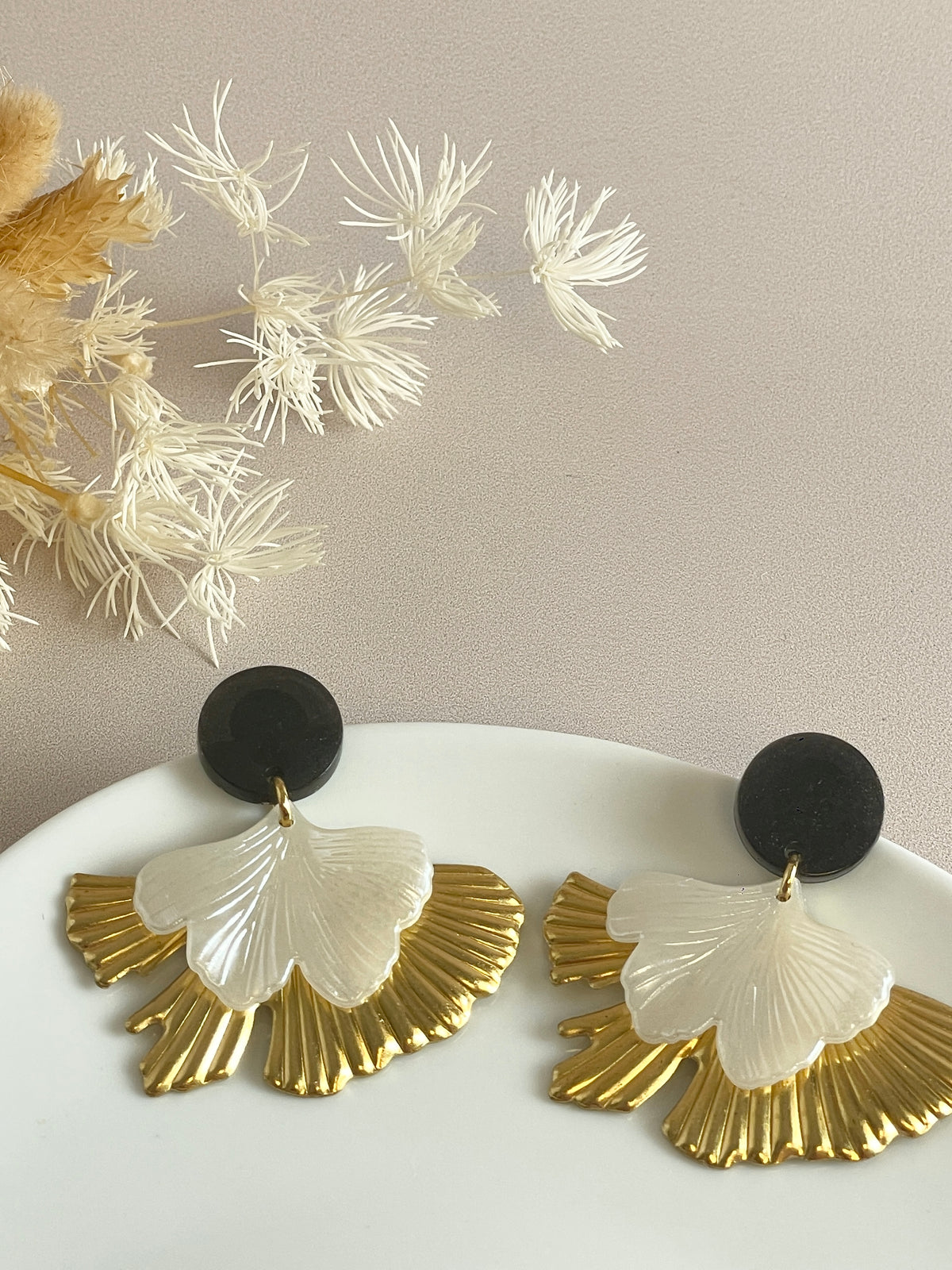 Boucles d’oreilles Théa asymétriques
