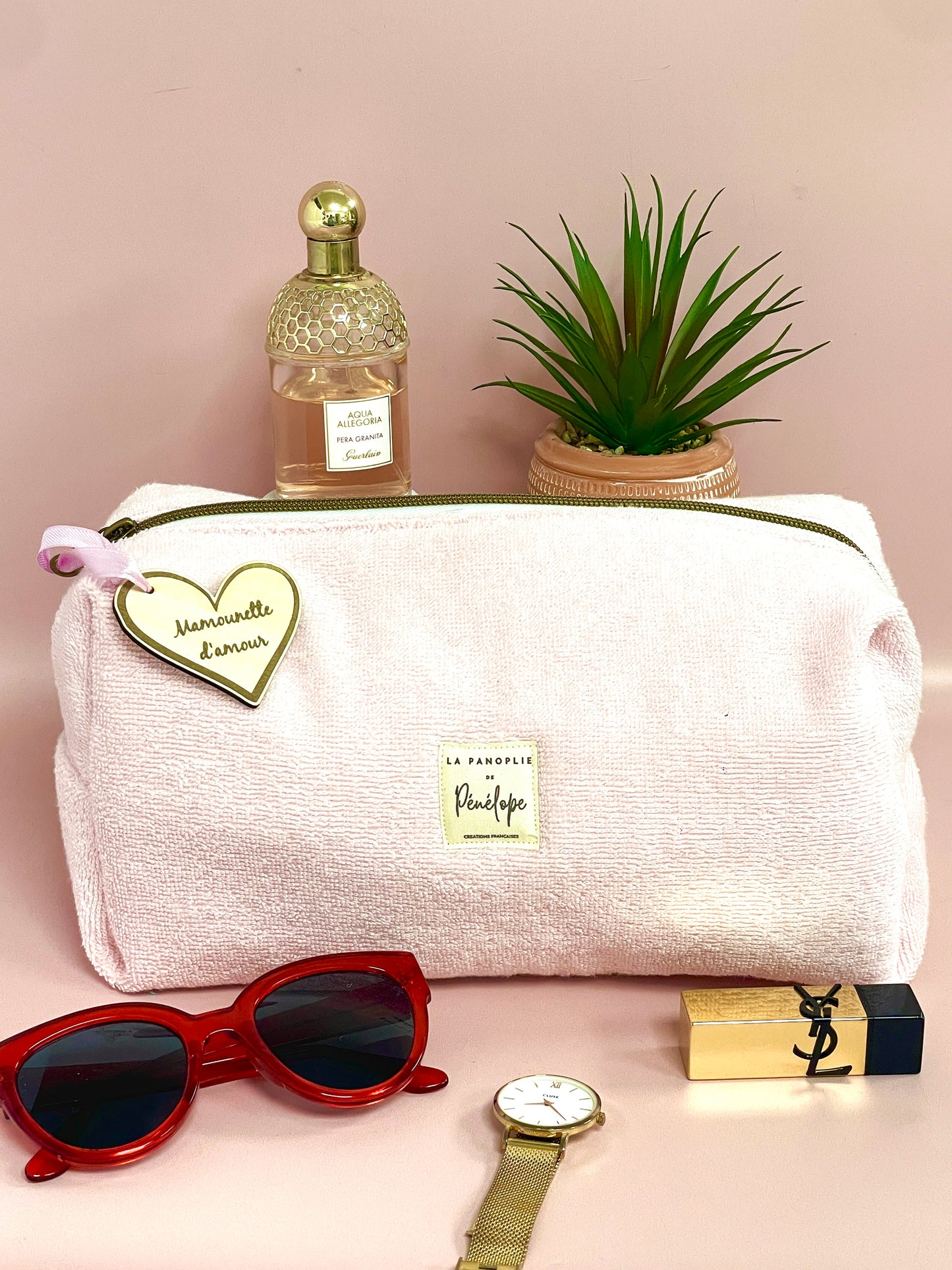 Trousse "Nuage" en éponge rose – Douceur & Volume