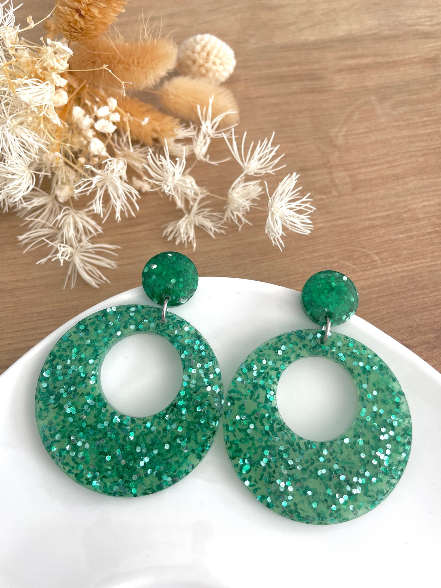 Boucles d’oreilles Yuna (vertes ou violettes)