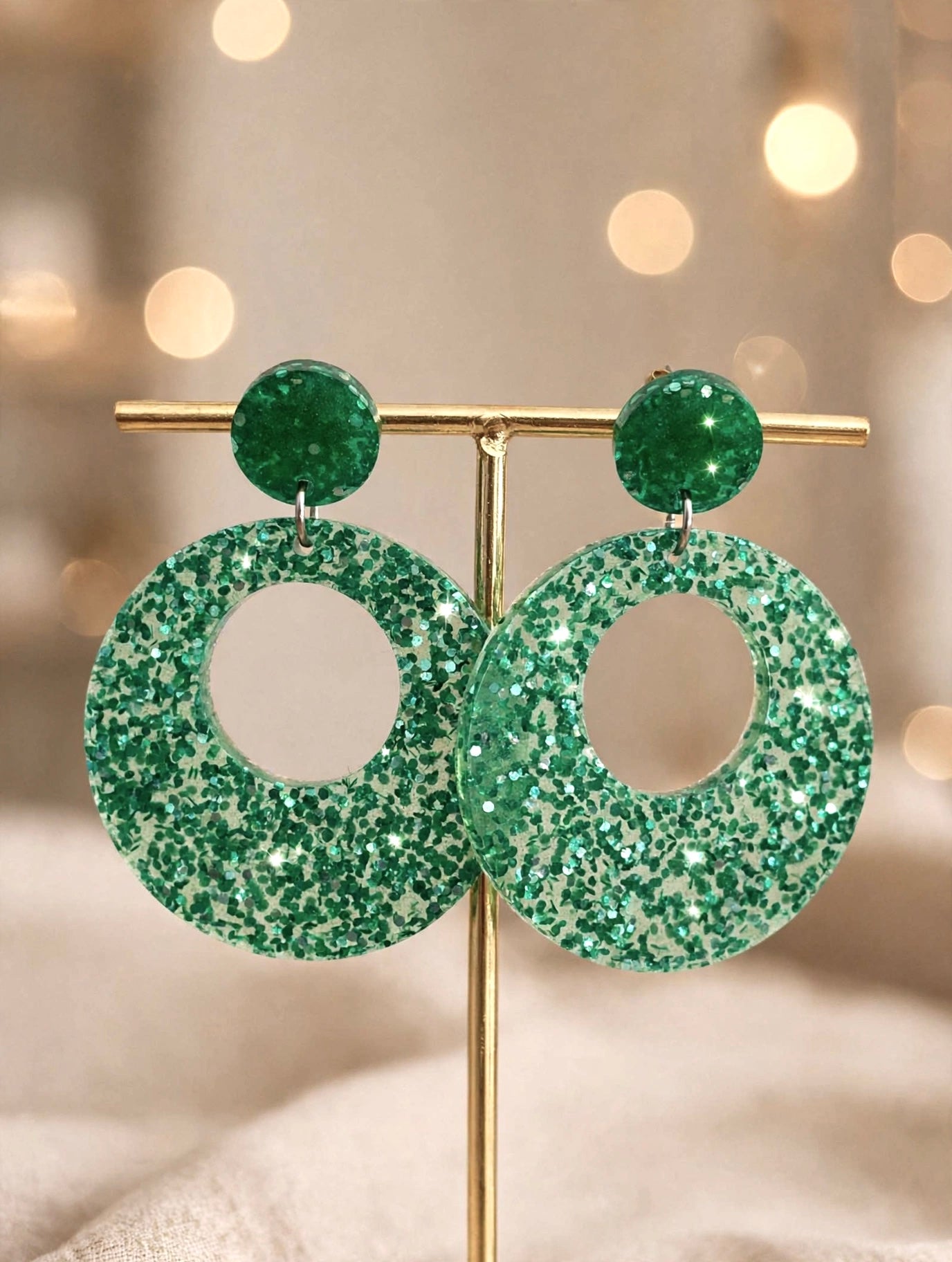 Boucles d’oreilles Yuna (vertes ou violettes)